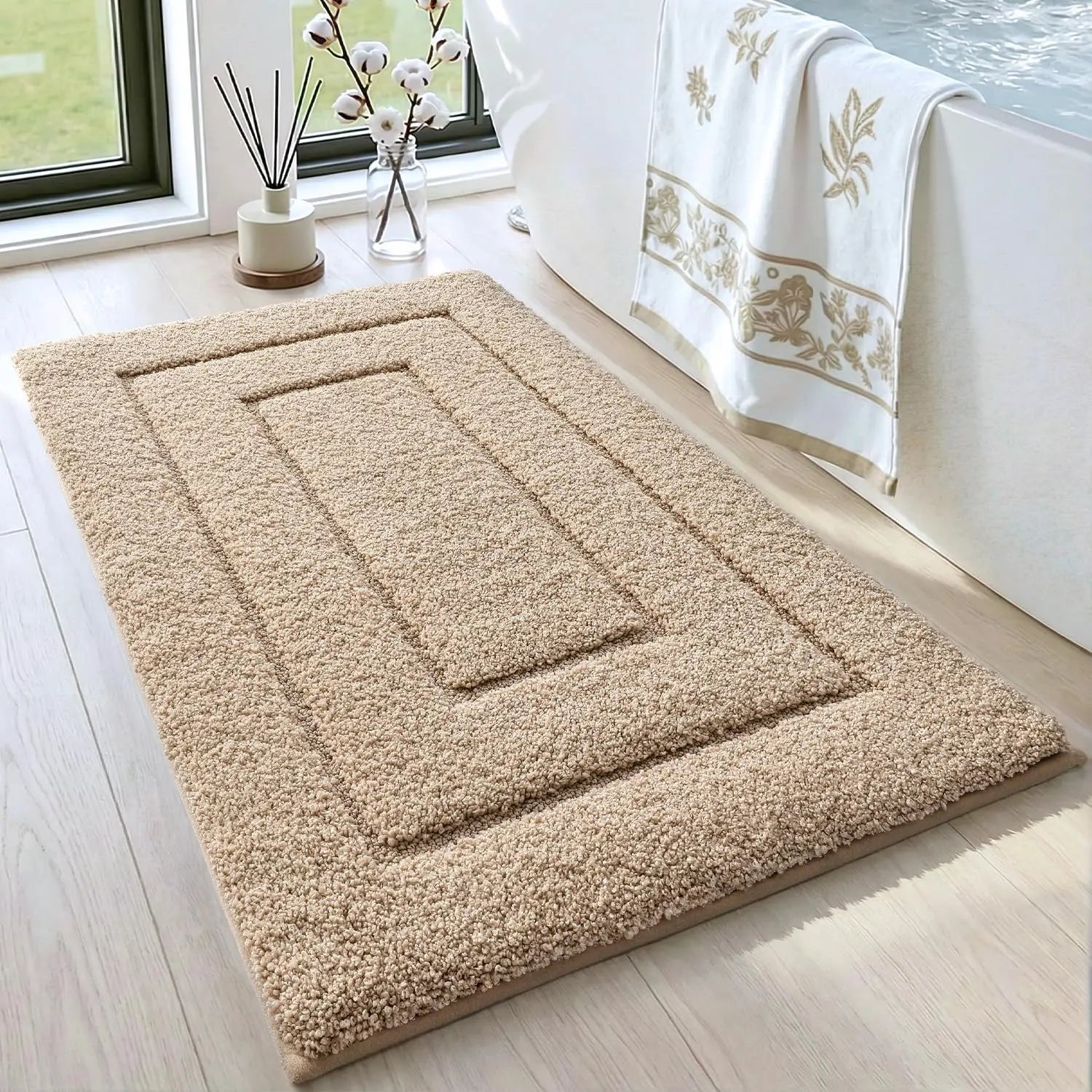 Bathroom Rug, Non Slip Washable Bath Mat for Shower Floor, Absorbent Soft Bathmat with TPR Backing, Quick Dry Microfiber Carpet