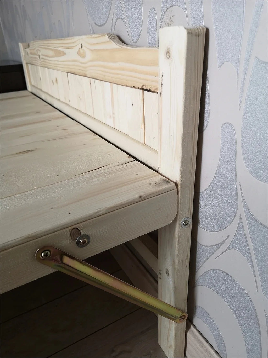 Home Bedroom Solid Wood Folding Bed for Small Apartments Rent Guest Personal Double Bed Compact Space Saving Design