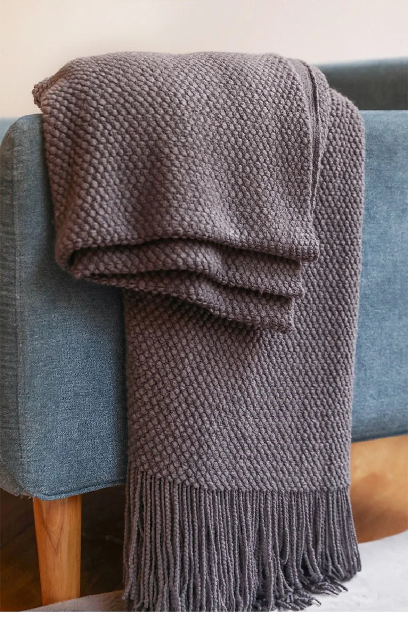 Nordic Knitted Blanket on the Bed Sofa Plaid Travel Nap Blankets Solid Color Soft Winter Air Conditioning Blanket with Tassels