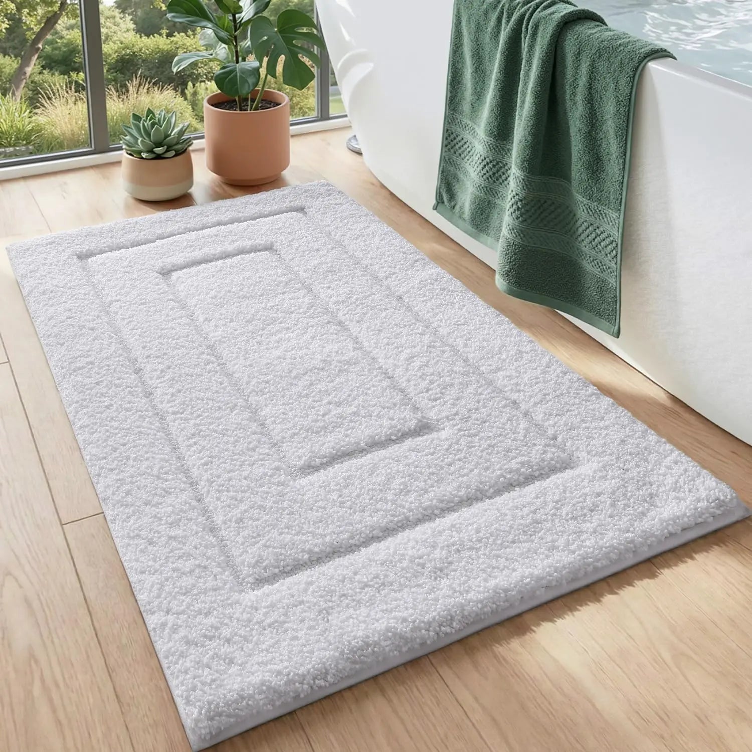 Bathroom Rug, Non Slip Washable Bath Mat for Shower Floor, Absorbent Soft Bathmat with TPR Backing, Quick Dry Microfiber Carpet