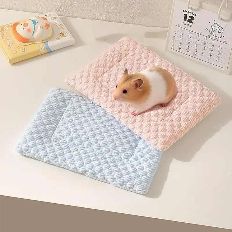 ✔Pet Ice Pad Cool Feeling Mat Breathable Non Slip Summer Dogs Cats Hamsters Small Pets Cool Down Heat Relief Sleeping Nest